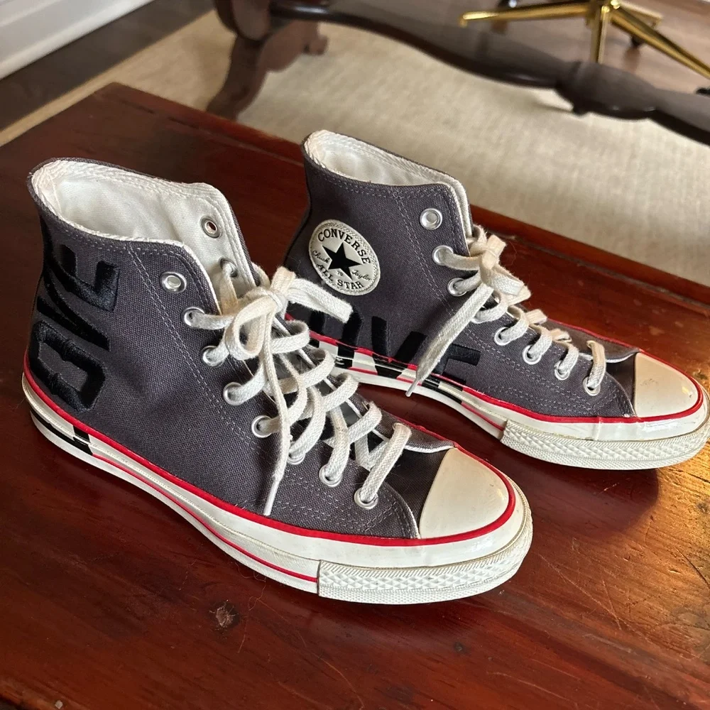 Converse Chuck Taylor Hightops - Women's 8.5, Men's 6.5 - Picture 5 of 5